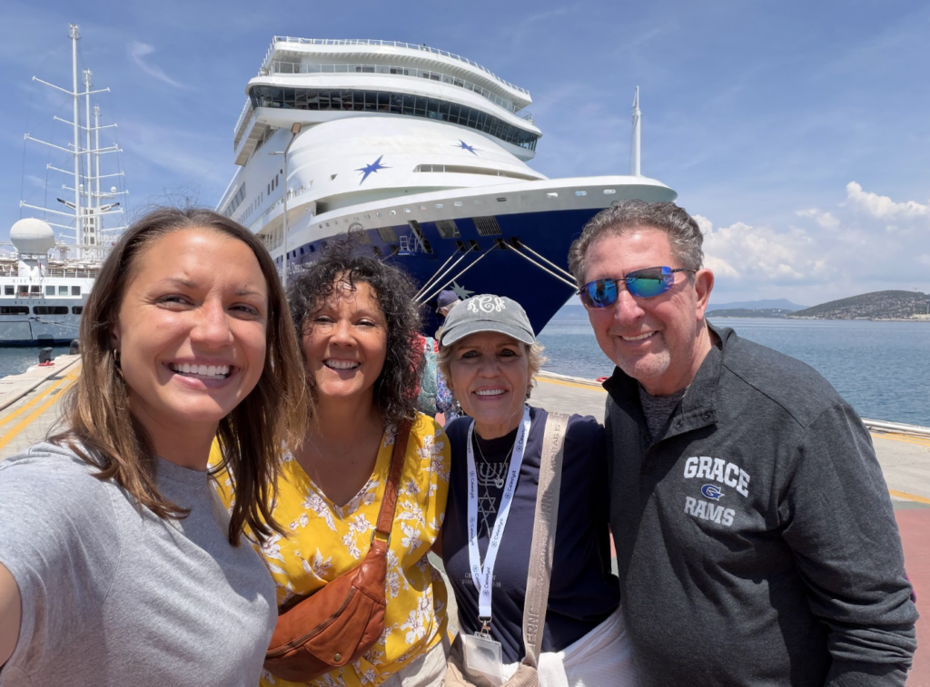 Kayla on cruise